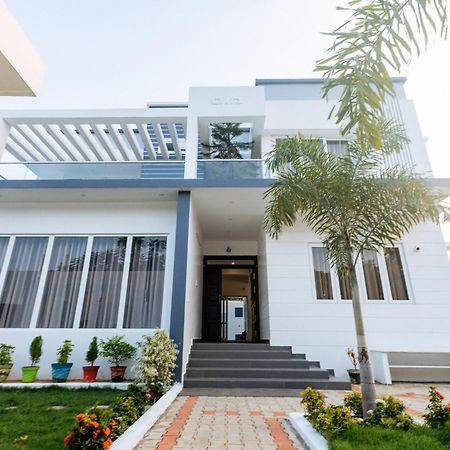 チェンナイ Kites - Covelong - A Raj Beach Houseヴィラ エクステリア 写真